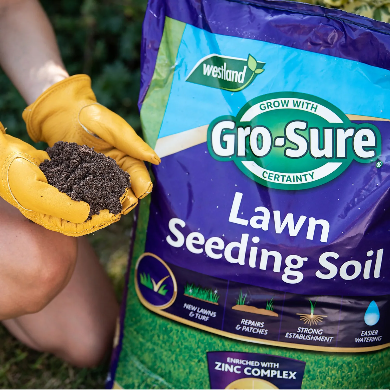 Gro-Sure Lawn Seeding Soil 25L 2 Gro-Sure Lawn Seeding Soil 25L - Image 2